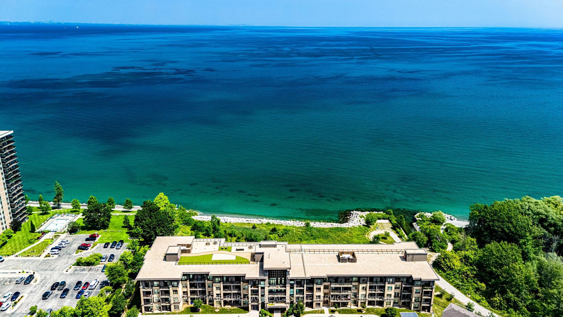 Photo 2 of Unit 221, 35 Southshore Crescent, Hamilton, Lakeshore — HOMEH