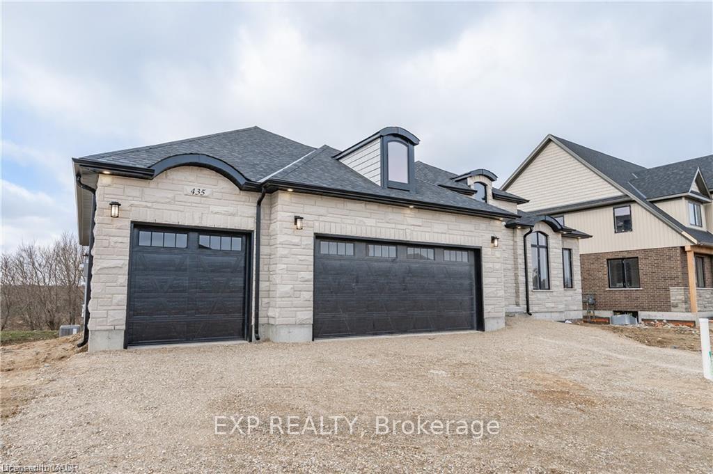 Photo 4 of 2088 Nithview Court, Perth East, North Easthope — HOMEH