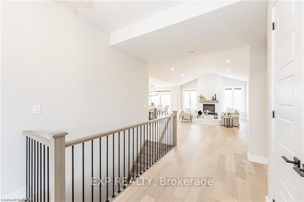 Photo 7 of 2088 Nithview Court, Perth East, North Easthope — HOMEH
