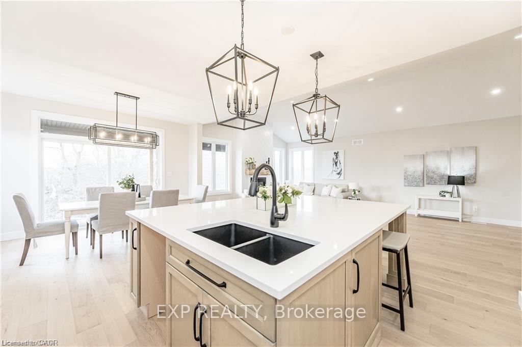 Photo 14 of 2088 Nithview Court, Perth East, North Easthope — HOMEH