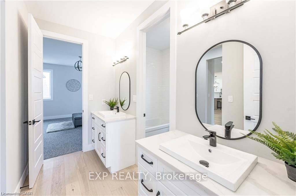 Photo 24 of 2088 Nithview Court, Perth East, North Easthope — HOMEH