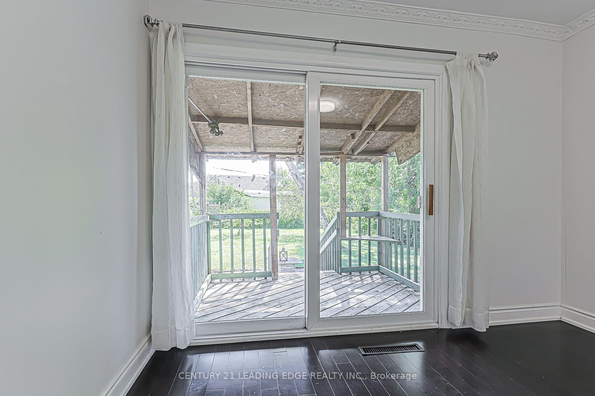 Photo 20 of 246 Ellington Drive, Scarborough, Wexford-Maryvale — HOMEH