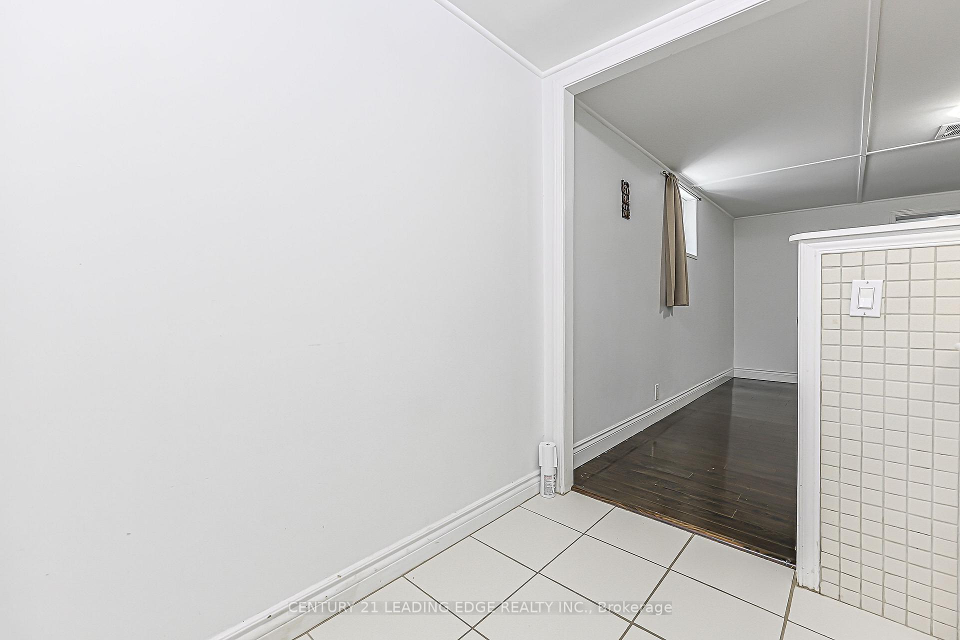 Photo 33 of 246 Ellington Drive, Scarborough, Wexford-Maryvale — HOMEH