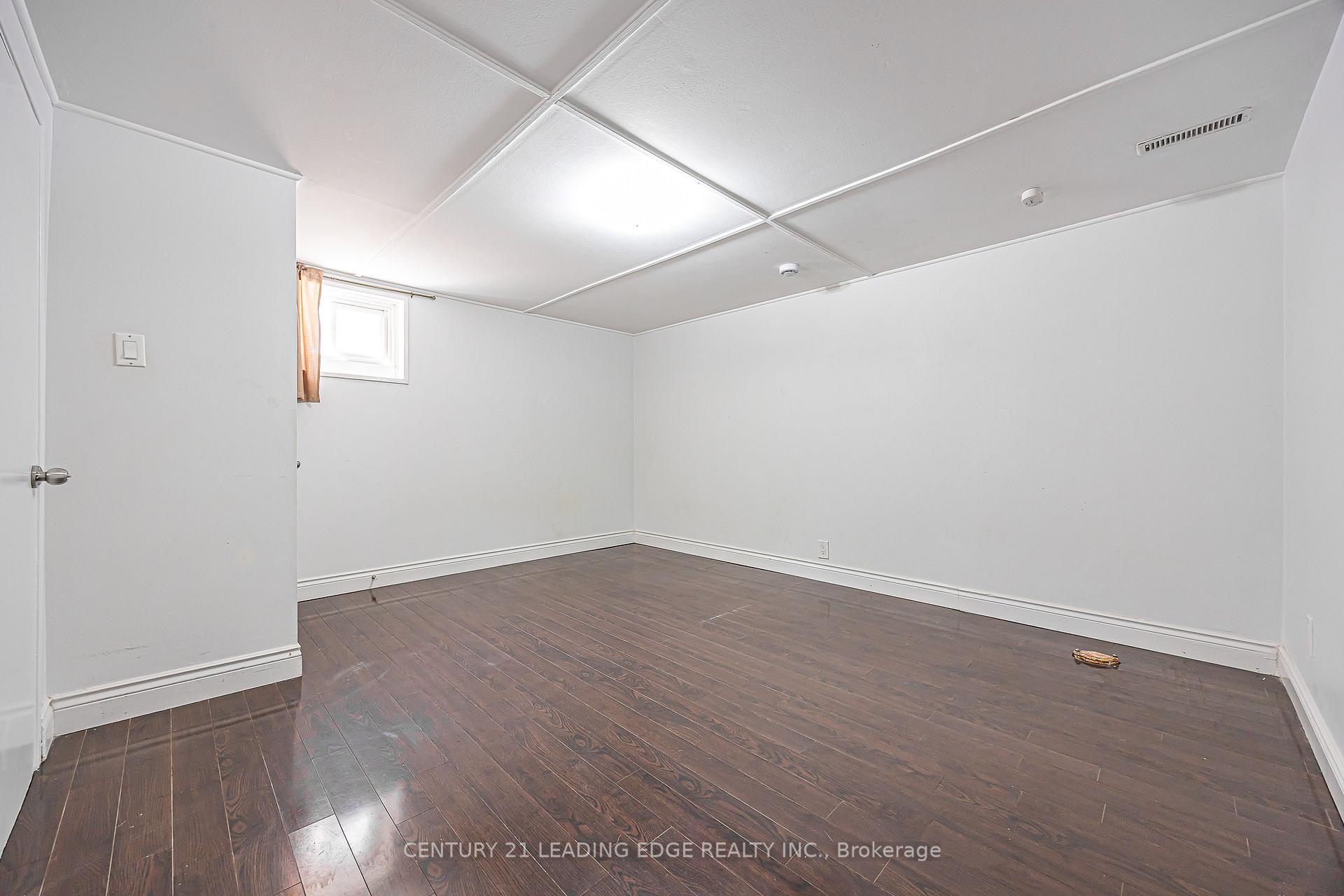 Photo 39 of 246 Ellington Drive, Scarborough, Wexford-Maryvale — HOMEH