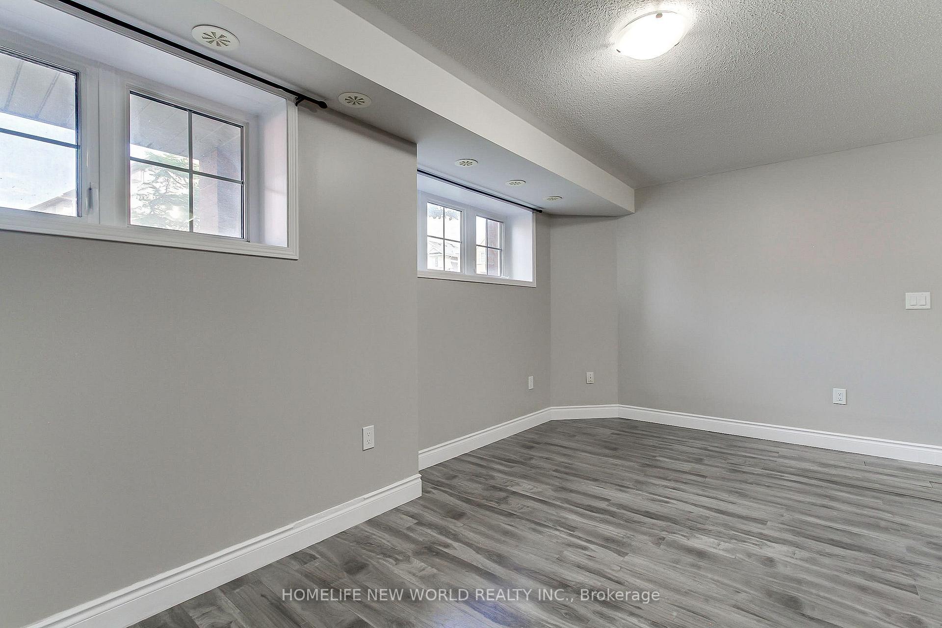 Photo 12 of Unit 3, 133 Isaac Devins Boulevard, North York, Humberlea-Pelmo Park — HOMEH