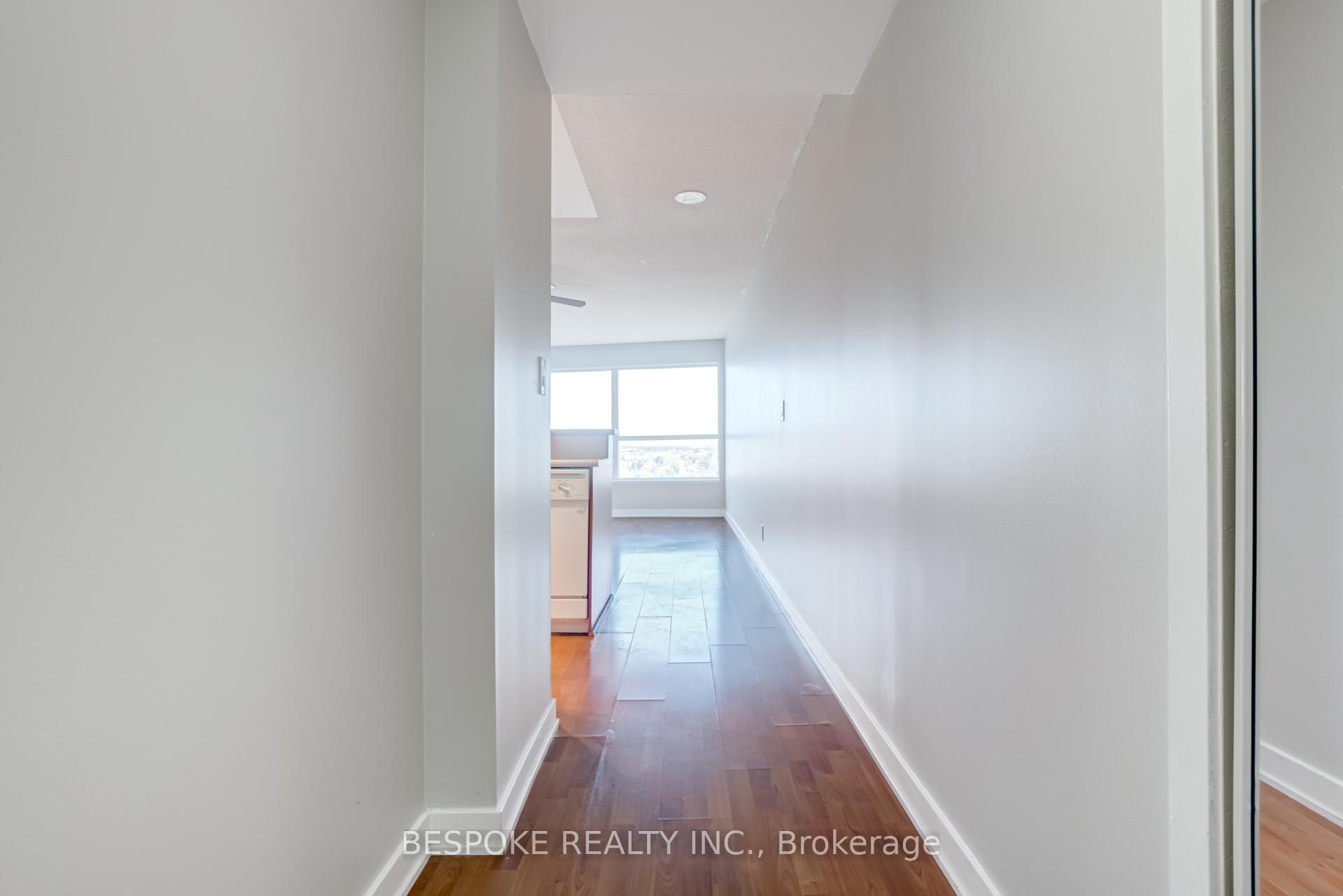 Photo 7 of Unit 1502, 36 Lee Centre Drive, Scarborough, Woburn — HOMEH