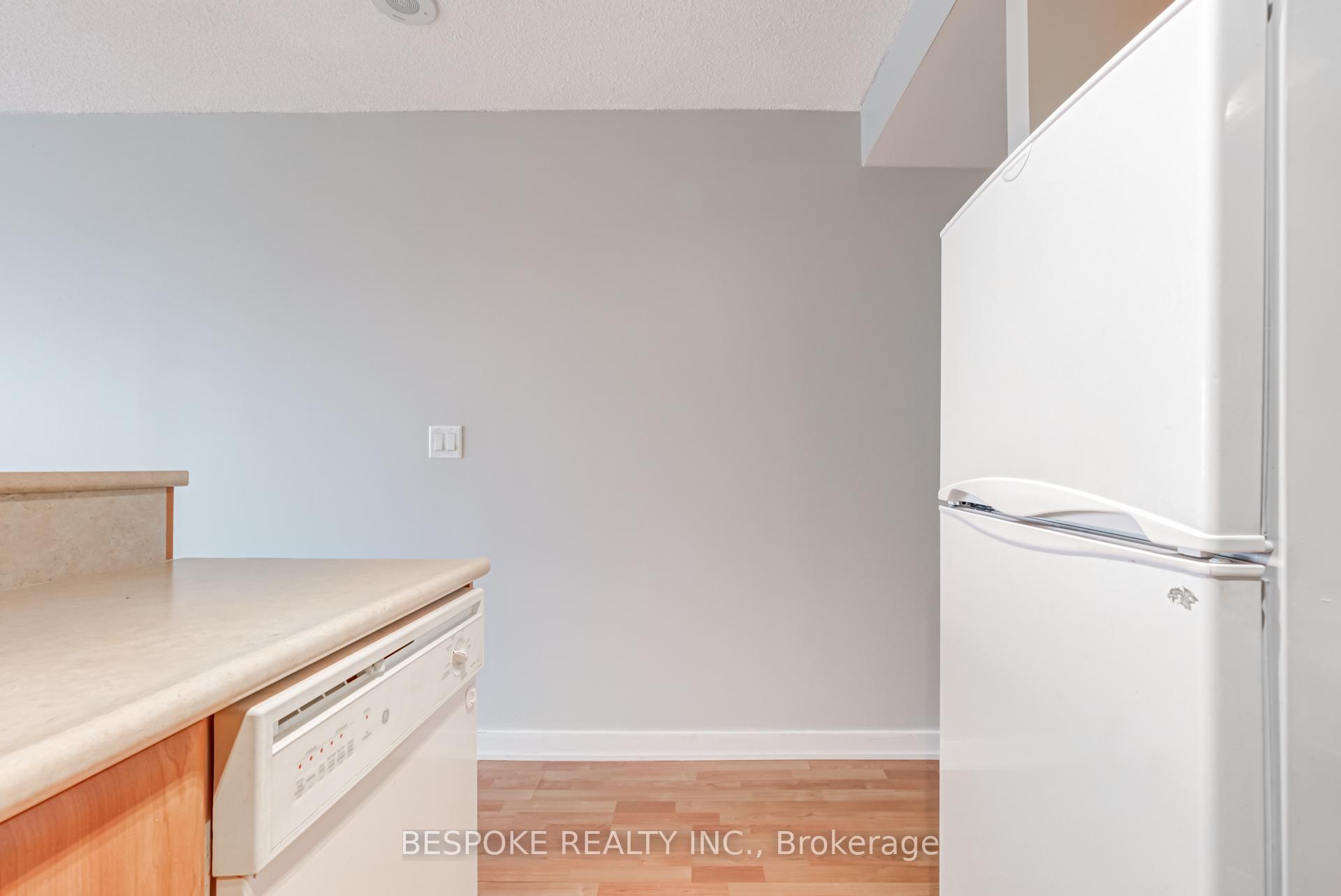 Photo 14 of Unit 1502, 36 Lee Centre Drive, Scarborough, Woburn — HOMEH