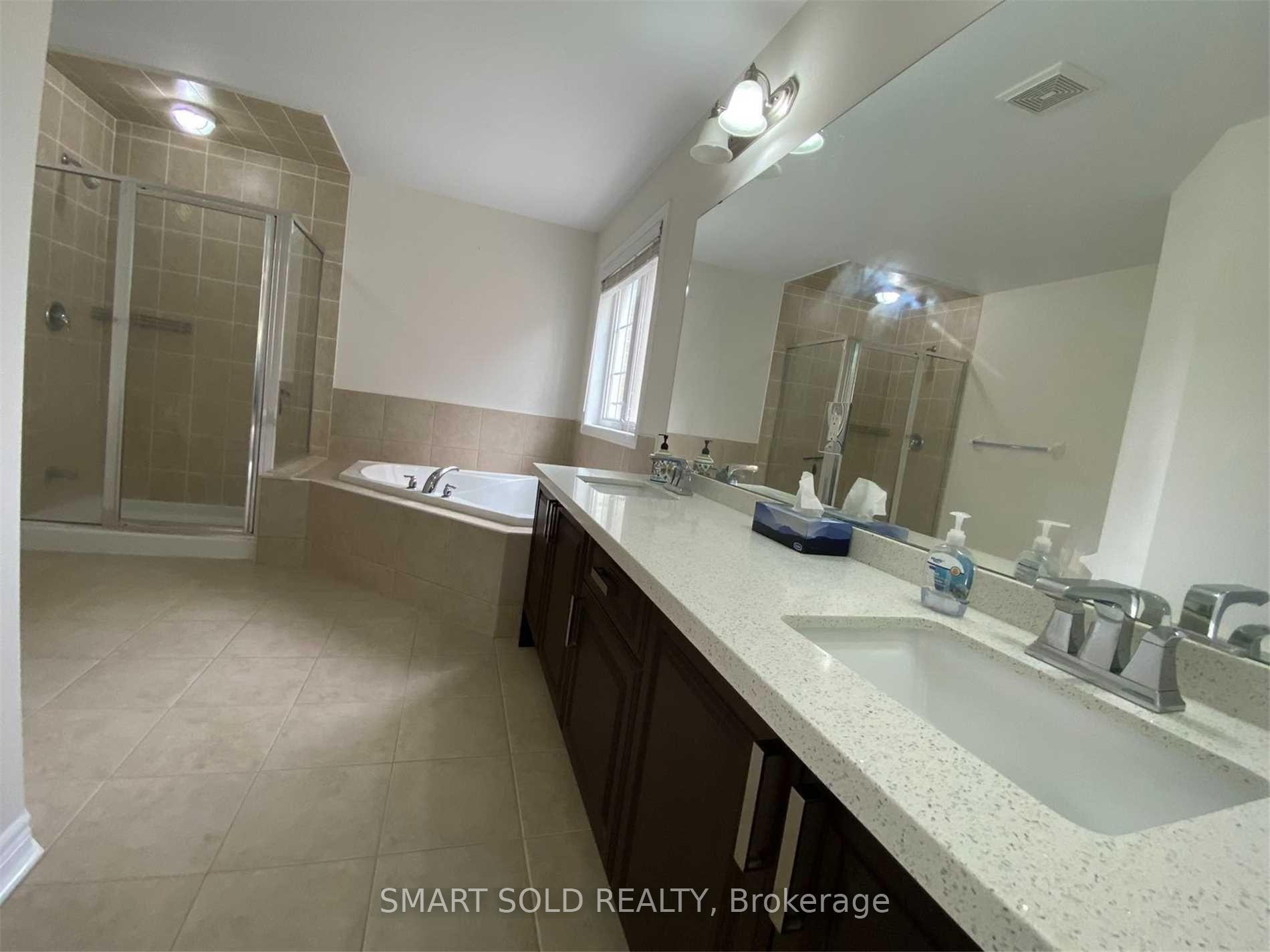 Photo 10 of 74 Murison Drive, Markham, Cathedraltown — HOMEH