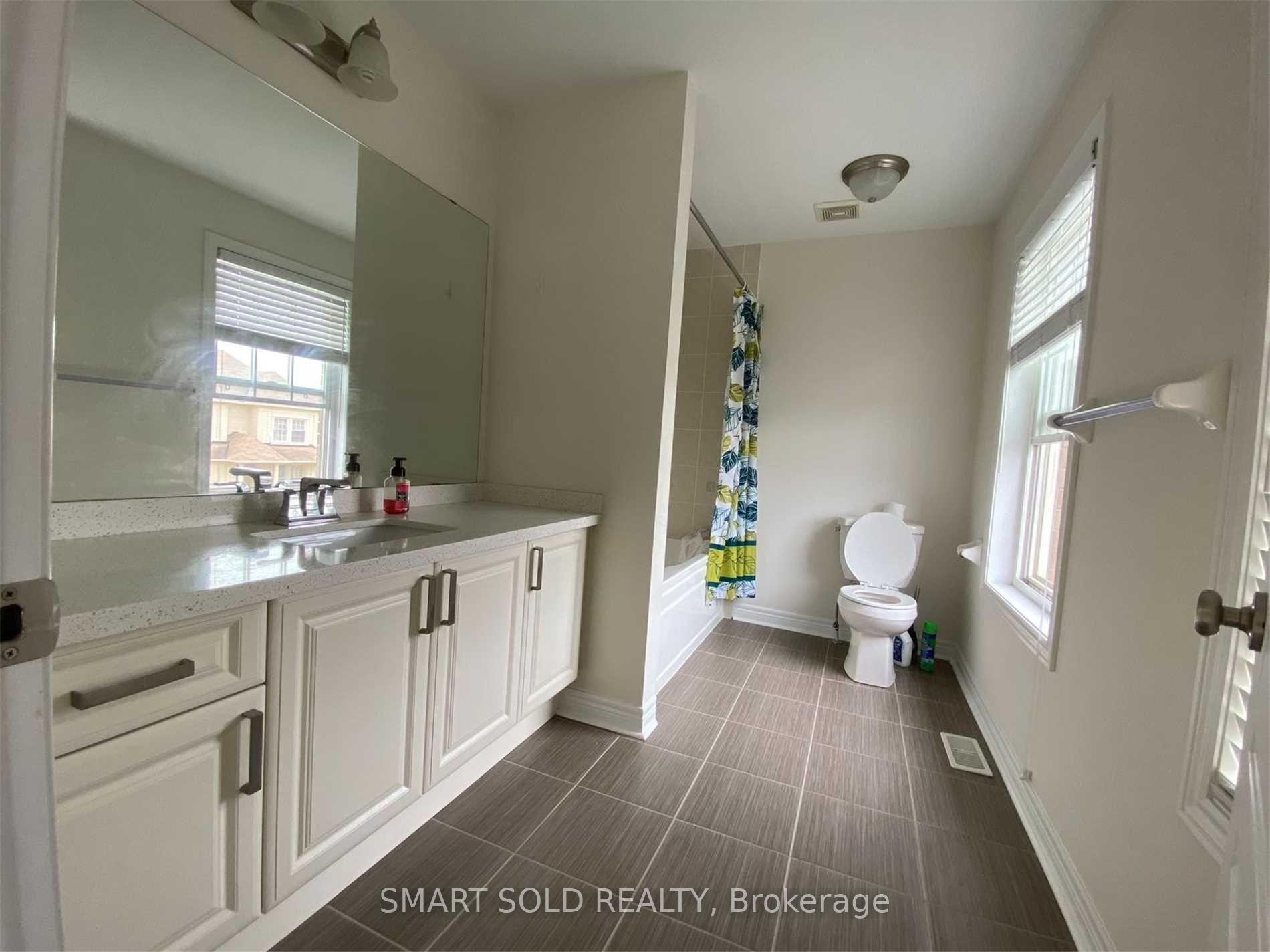 Photo 13 of 74 Murison Drive, Markham, Cathedraltown — HOMEH