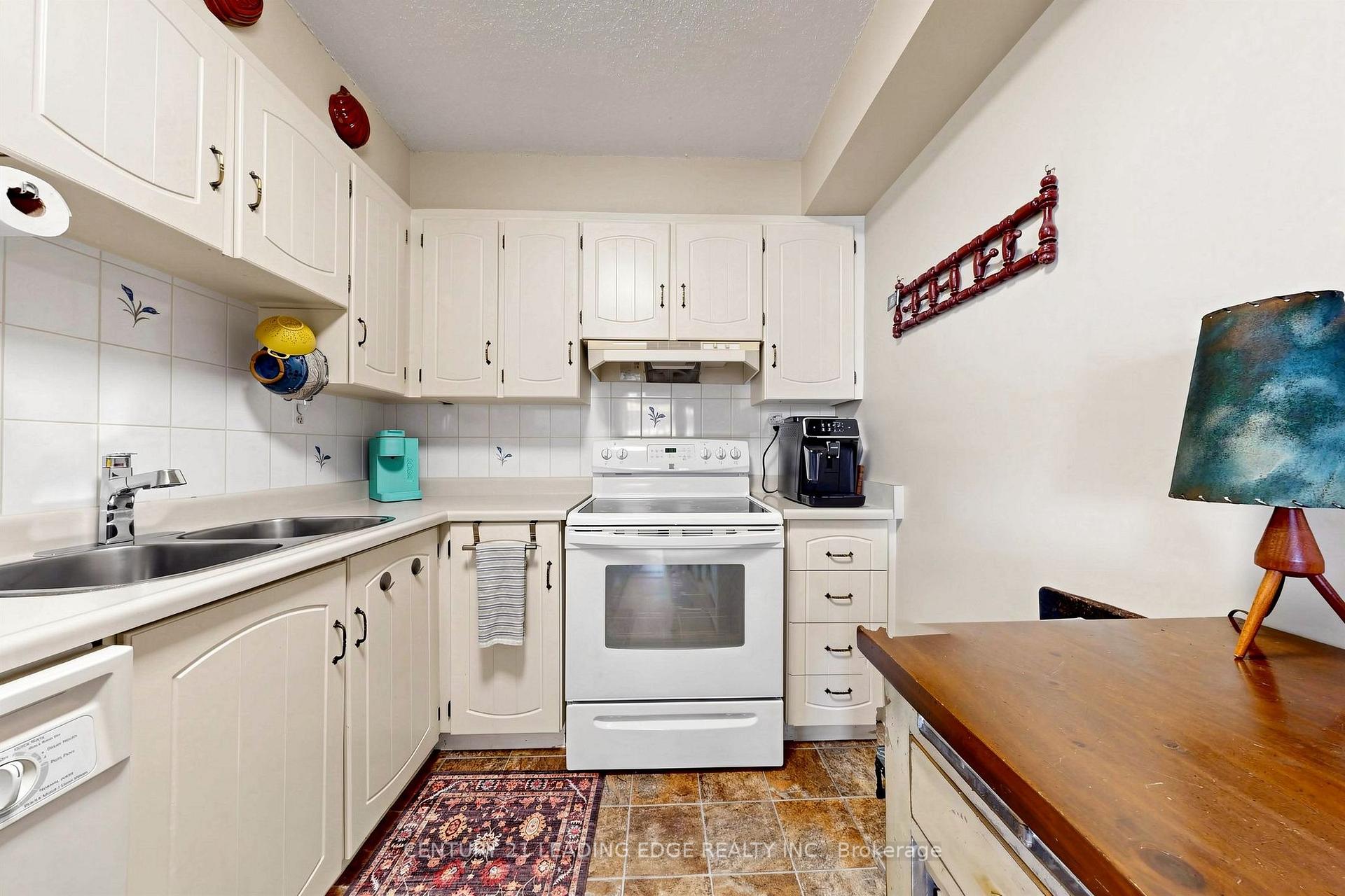 Photo 16 of Unit 429, 50 Richmond Street E, Oshawa, O'Neill — HOMEH