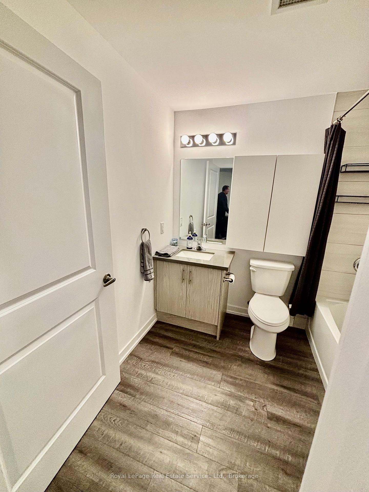 Photo 12 of Unit 814, 450 Dundas Street, Hamilton, Waterdown — HOMEH