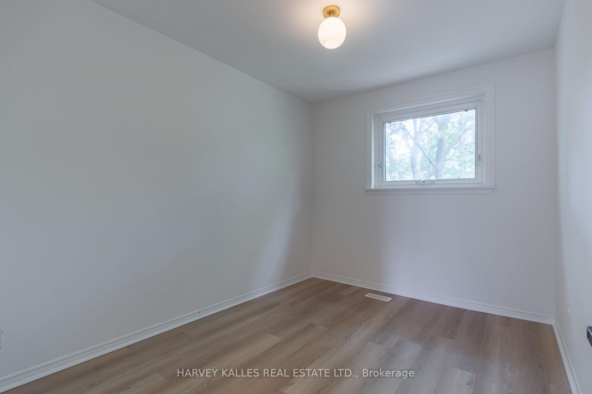 Photo 49 of 2258 Brookhurst Road, Mississauga, Clarkson — HOMEH