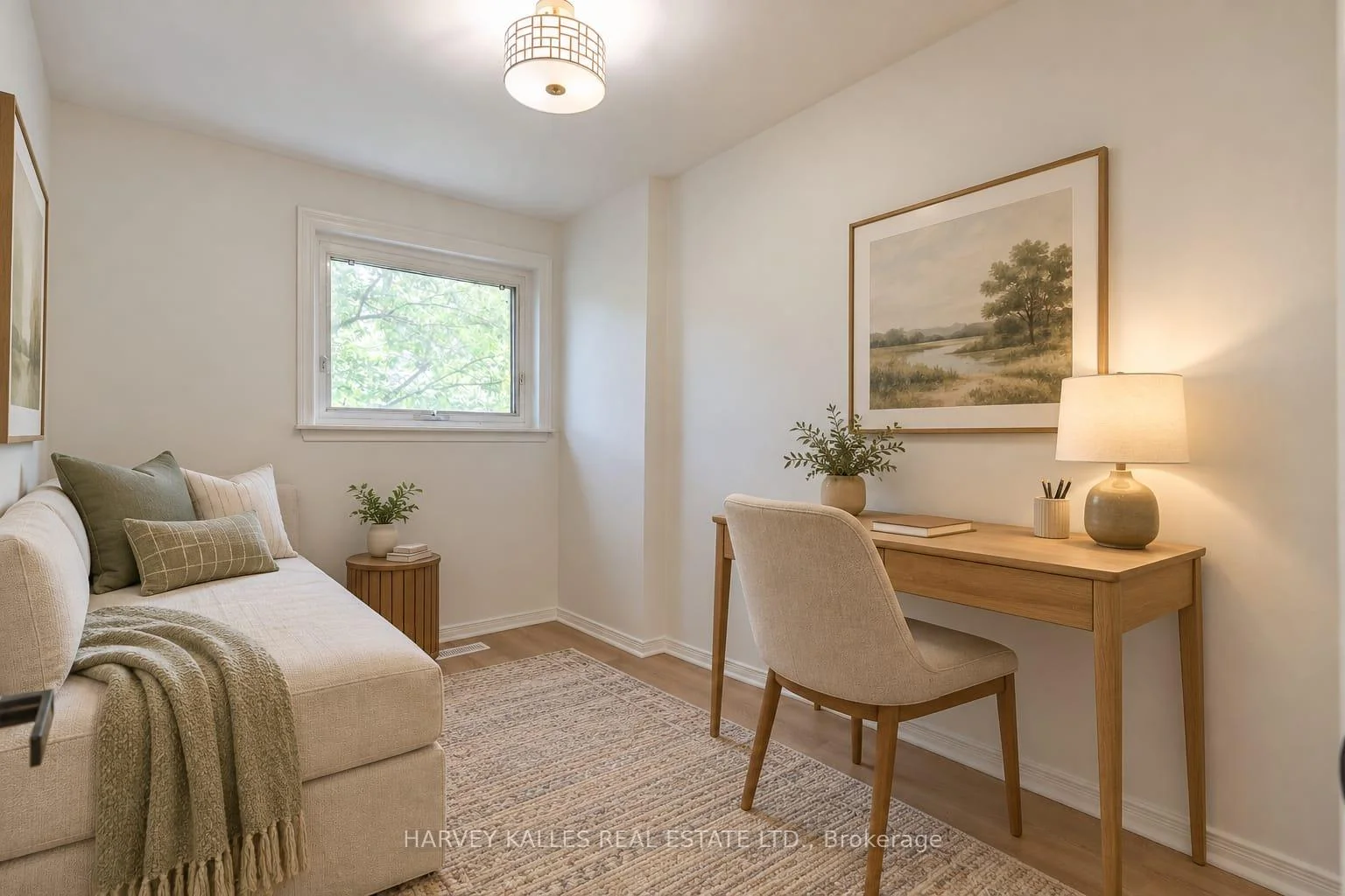 Photo 9 of 2258 Brookhurst Road, Mississauga, Clarkson — HOMEH