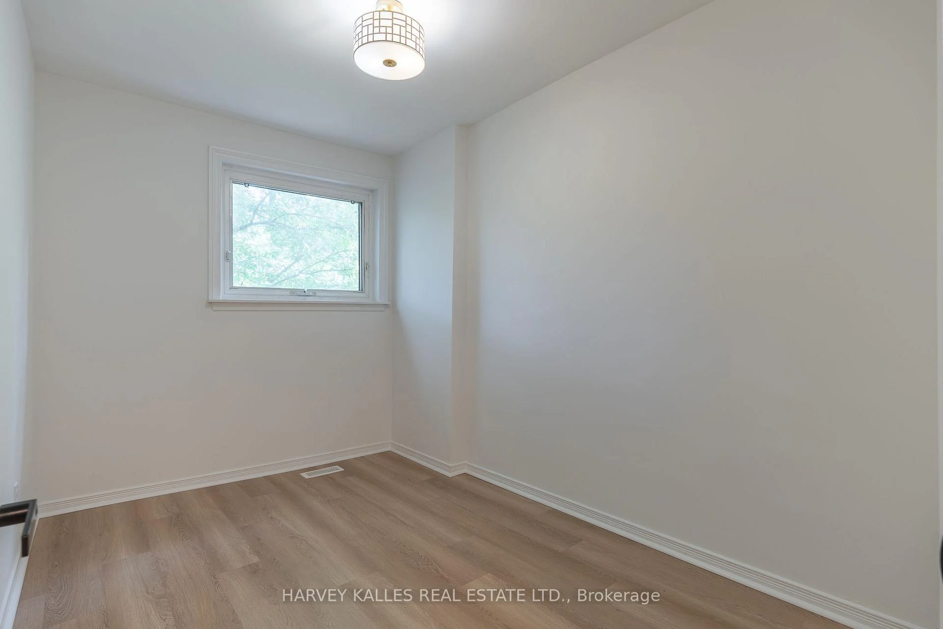 Photo 34 of 2258 Brookhurst Road, Mississauga, Clarkson — HOMEH