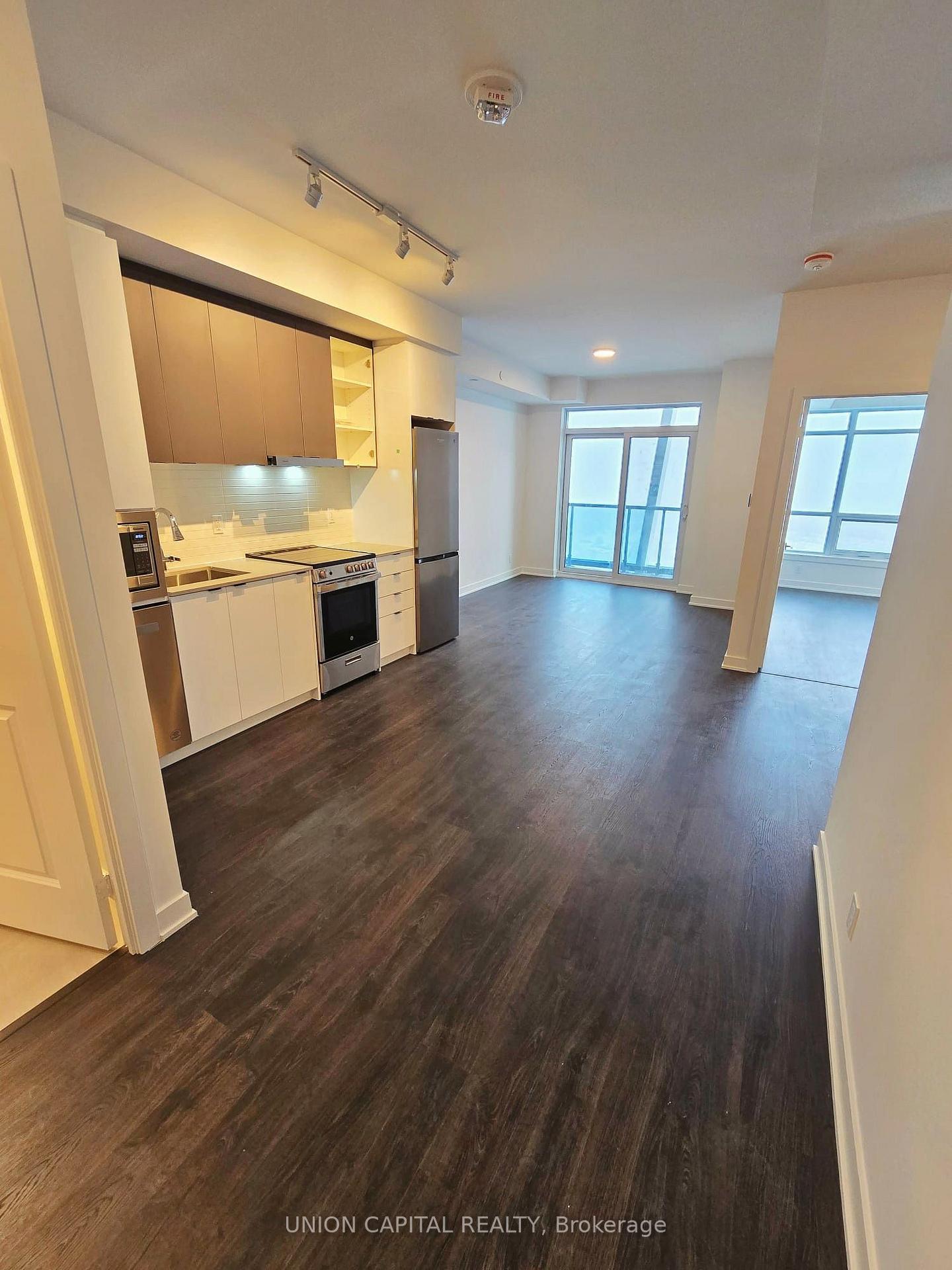 Photo 1 of Unit 3301A, 30 Upper Mall Way, Vaughan, Brownridge — HOMEH