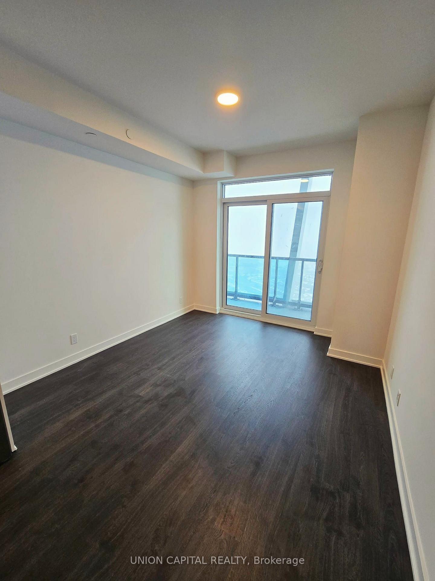 Photo 3 of Unit 3301A, 30 Upper Mall Way, Vaughan, Brownridge — HOMEH