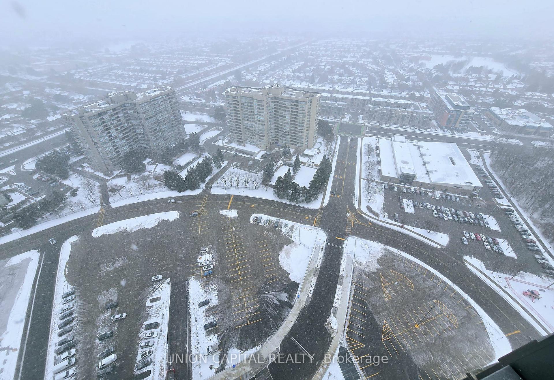 Photo 14 of Unit 3301A, 30 Upper Mall Way, Vaughan, Brownridge — HOMEH