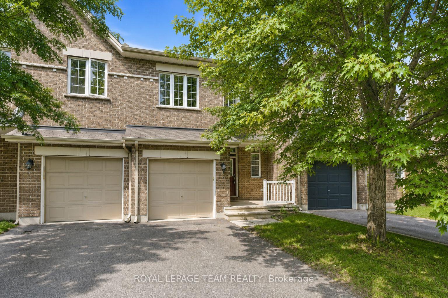 Photo 2 of 239 Tandalee Crescent, Ottawa, Kanata - Emerald Meadows/Trailwest — HOMEH