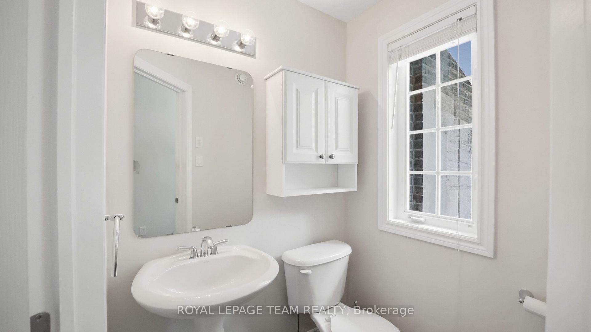 Photo 5 of 239 Tandalee Crescent, Ottawa, Kanata - Emerald Meadows/Trailwest — HOMEH