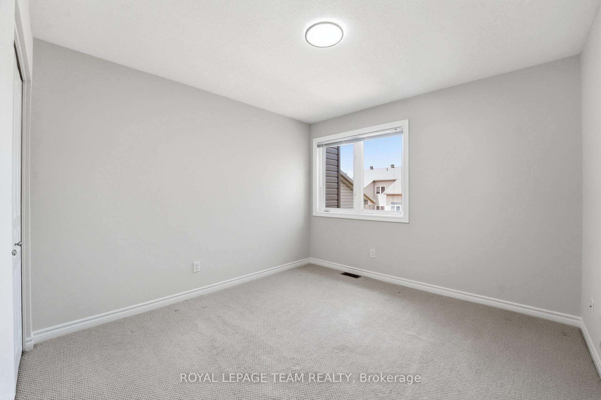 Photo 26 of 239 Tandalee Crescent, Ottawa, Kanata - Emerald Meadows/Trailwest — HOMEH