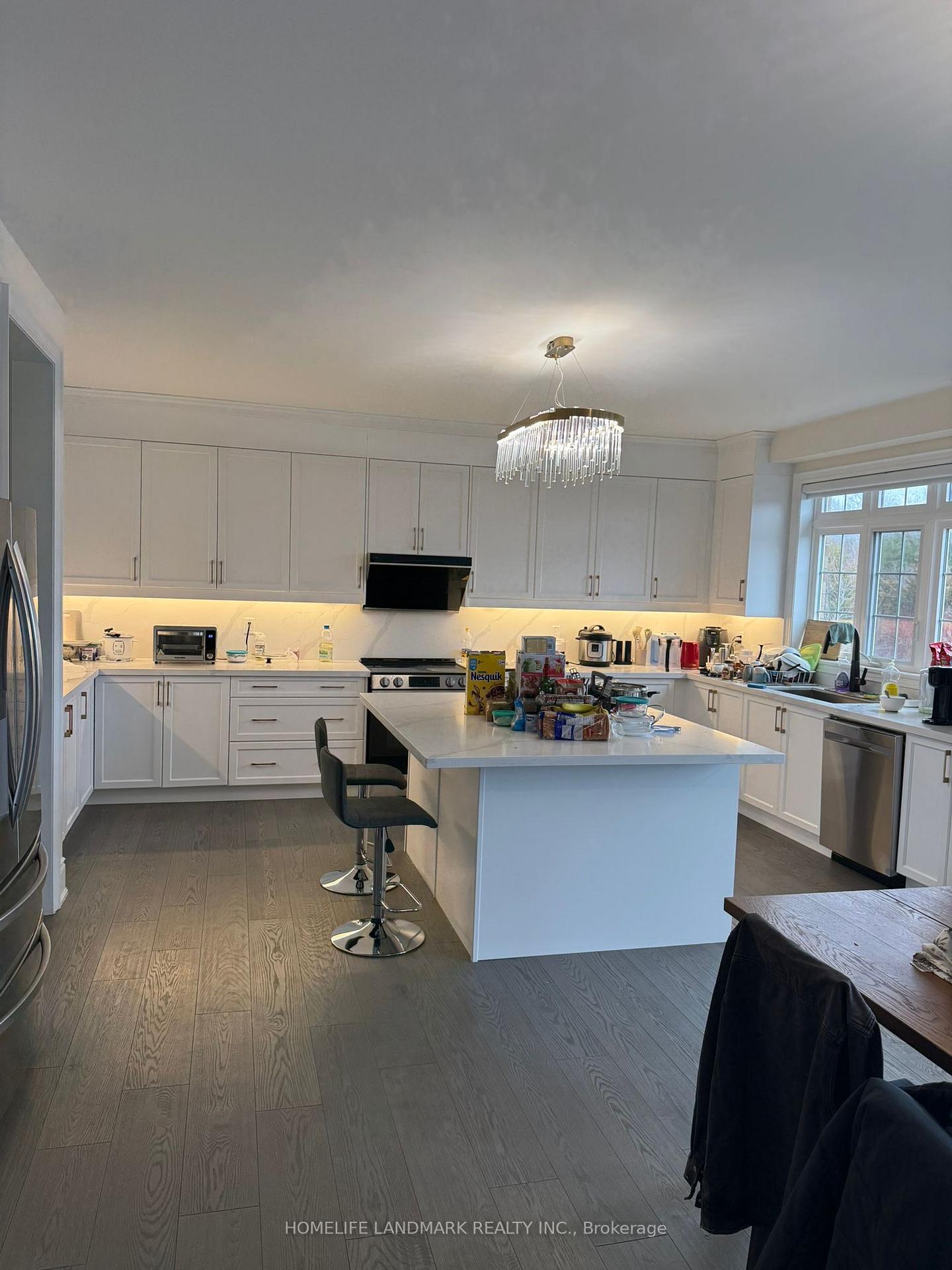 Photo 4 of 187 Stormont Trail, Vaughan, Vellore Village — HOMEH
