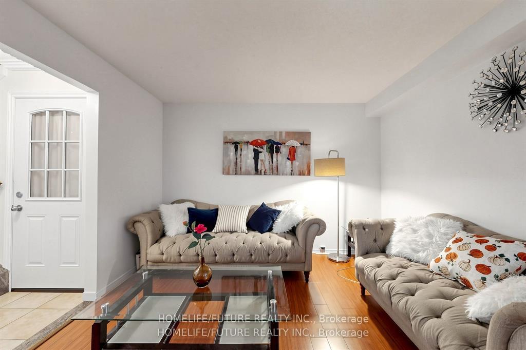 Photo 9 of 86 Halfmoon Square, Scarborough, Highland Creek — HOMEH