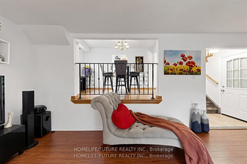 Photo 11 of 86 Halfmoon Square, Scarborough, Highland Creek — HOMEH