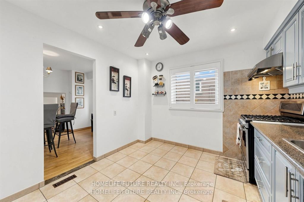 Photo 13 of 86 Halfmoon Square, Scarborough, Highland Creek — HOMEH