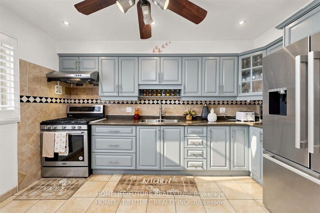 Photo 15 of 86 Halfmoon Square, Scarborough, Highland Creek — HOMEH