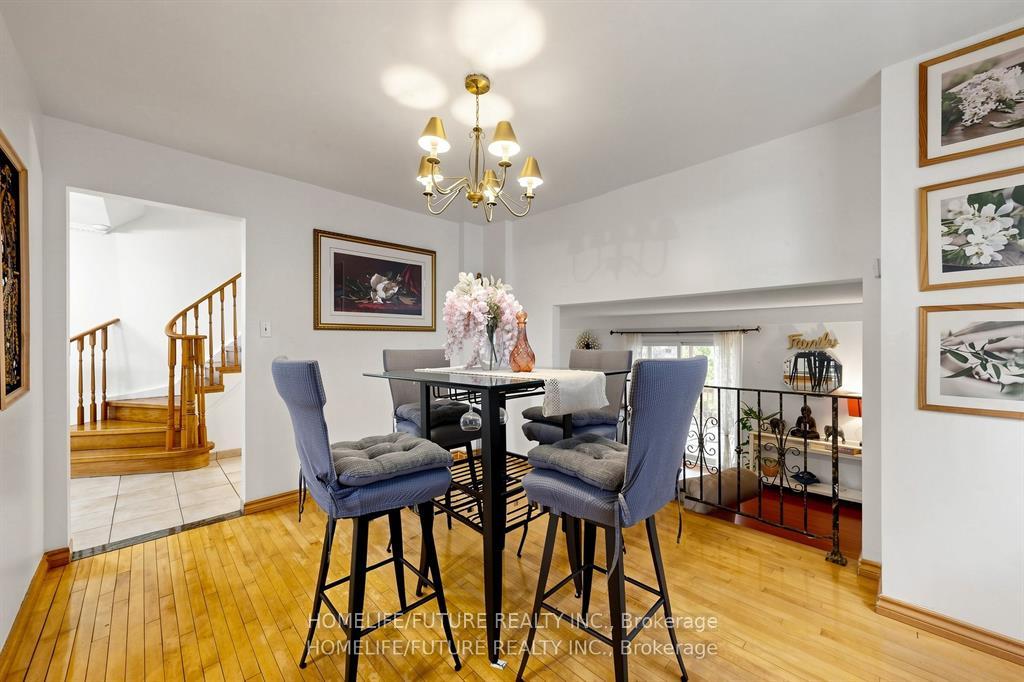 Photo 18 of 86 Halfmoon Square, Scarborough, Highland Creek — HOMEH
