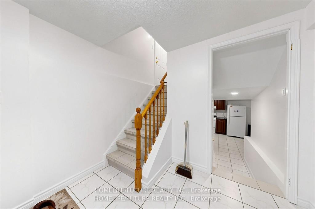 Photo 34 of 86 Halfmoon Square, Scarborough, Highland Creek — HOMEH