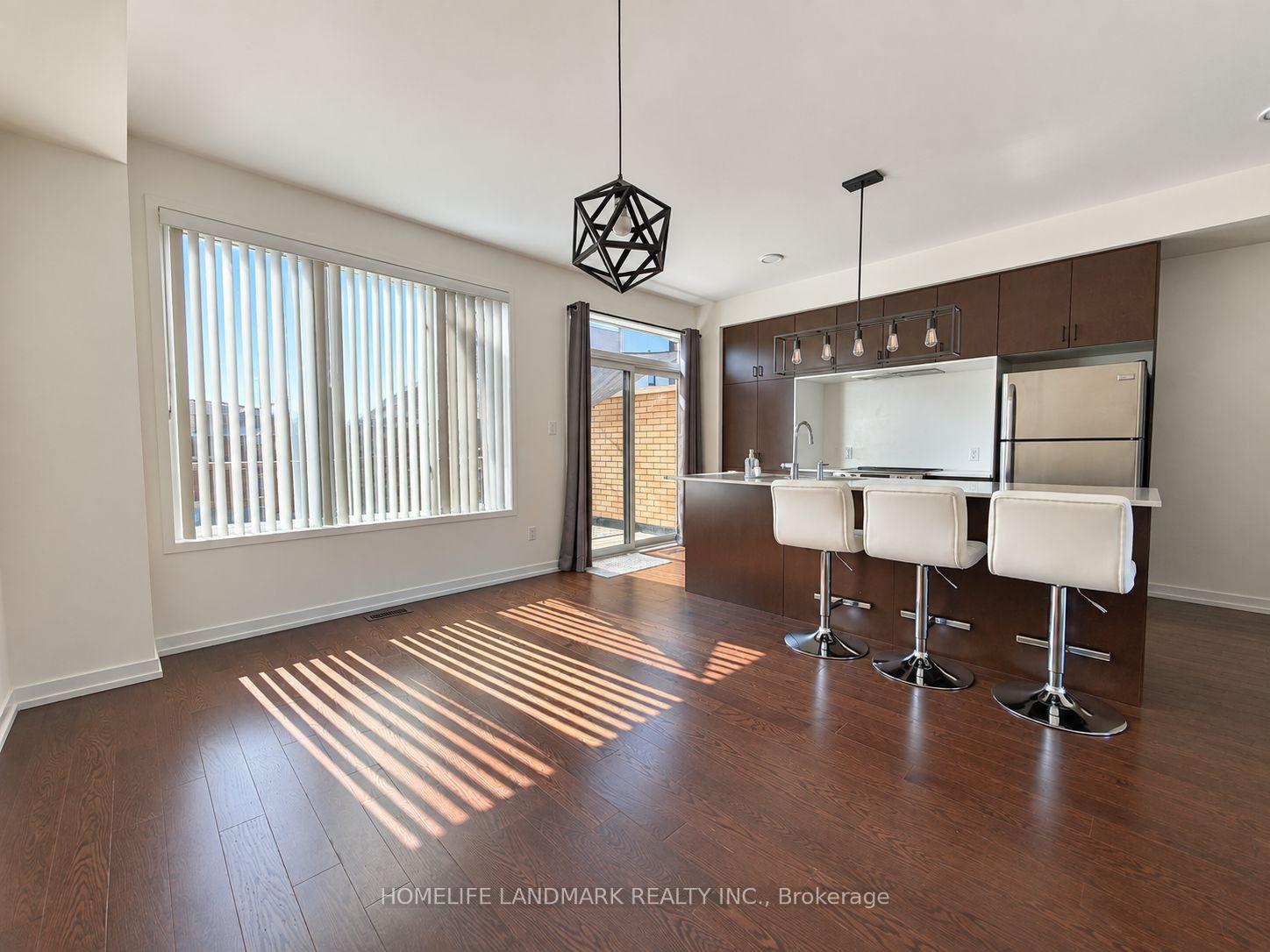 Photo 6 of Unit 3, 211 Squire Crescent, Oakville, Glenorchy — HOMEH