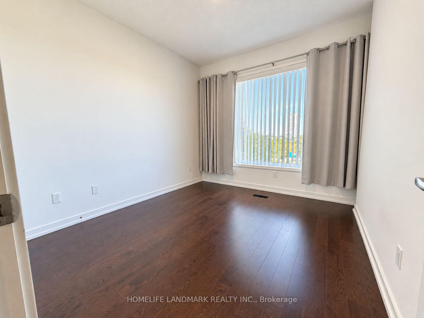 Photo 10 of Unit 3, 211 Squire Crescent, Oakville, Glenorchy — HOMEH