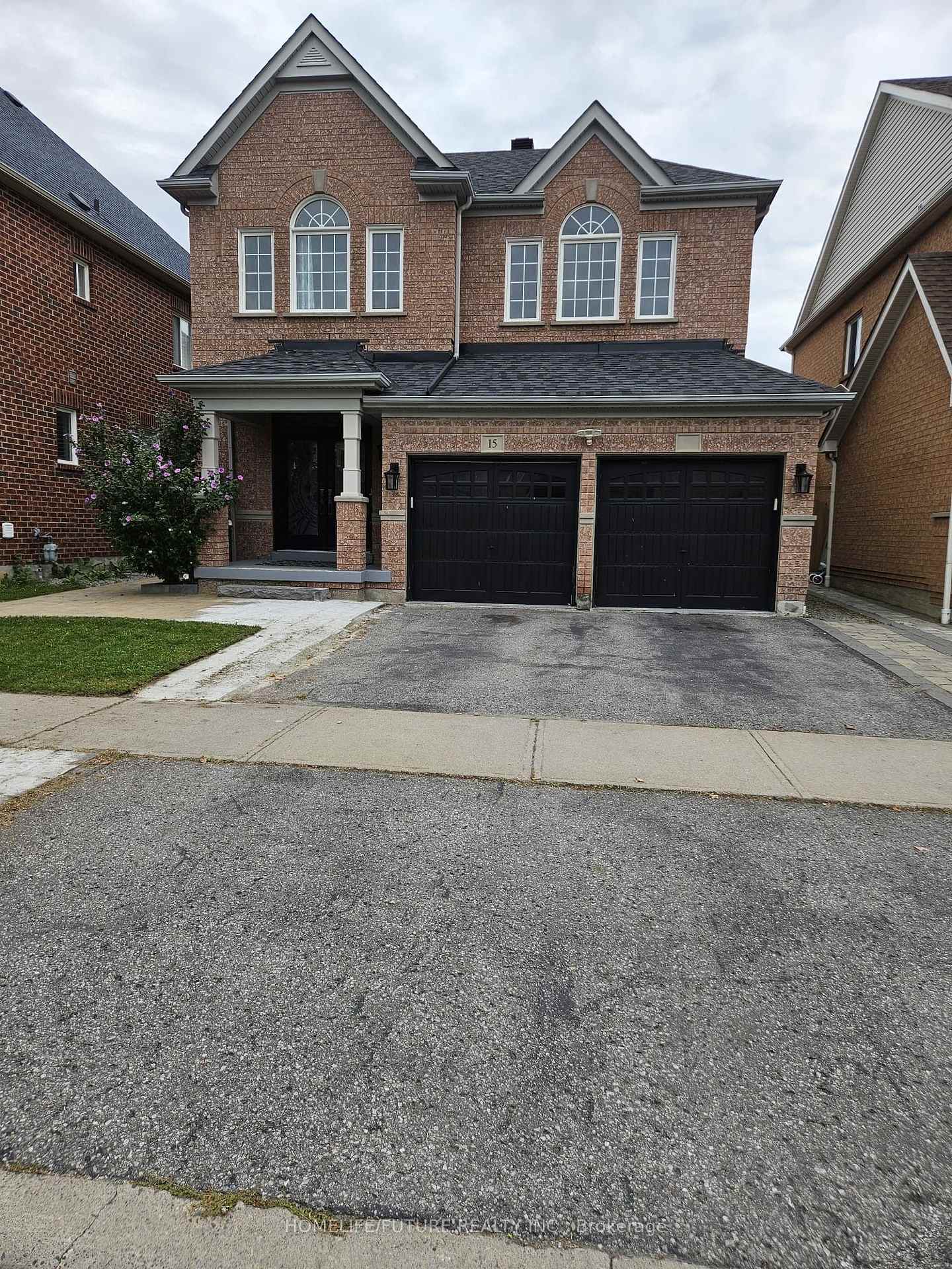 Photo 1 of 15 Coyle Street, Ajax, Northeast Ajax — HOMEH