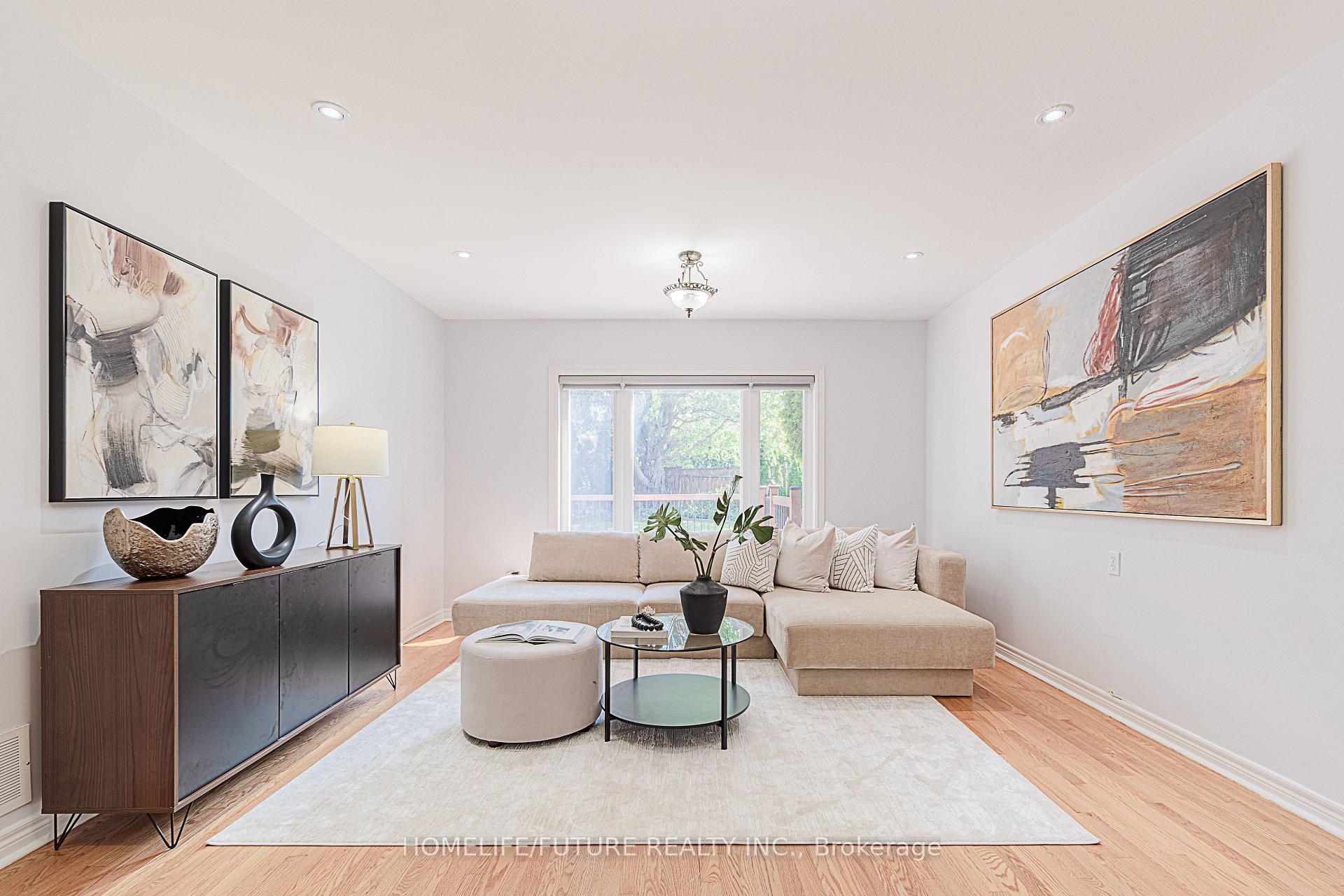 Photo 8 of 42 Boxwood Crescent, Markham, Rouge Fairways — HOMEH