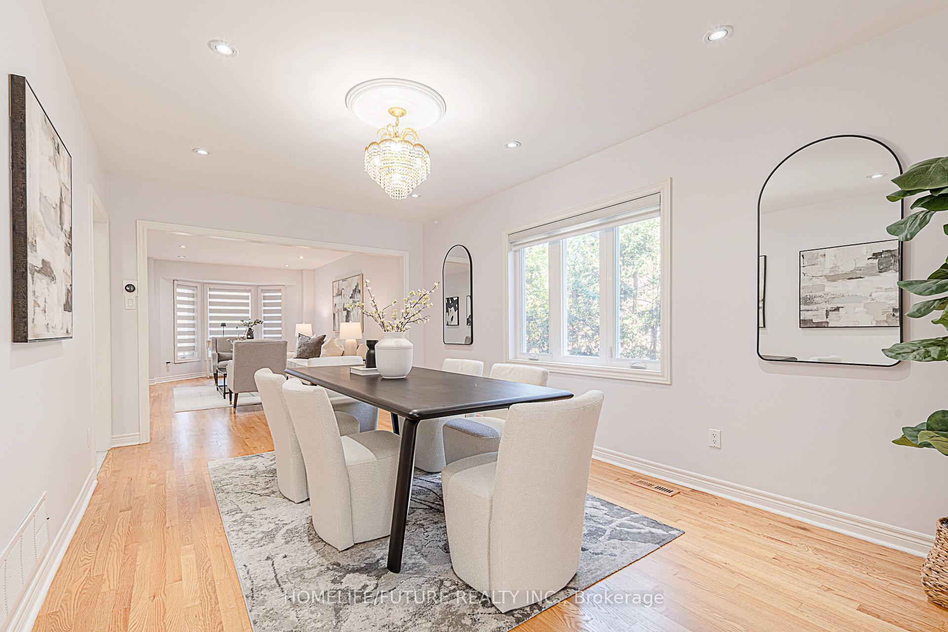 Photo 10 of 42 Boxwood Crescent, Markham, Rouge Fairways — HOMEH