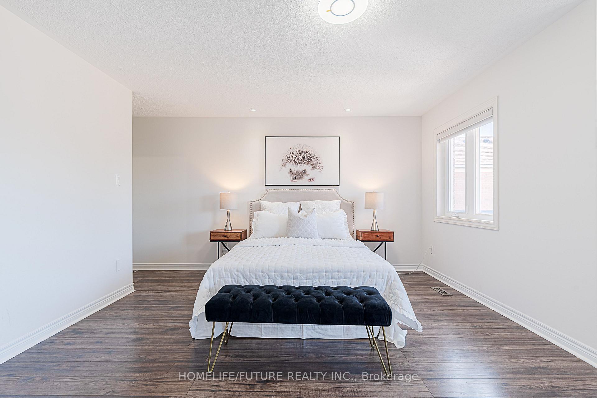Photo 28 of 42 Boxwood Crescent, Markham, Rouge Fairways — HOMEH