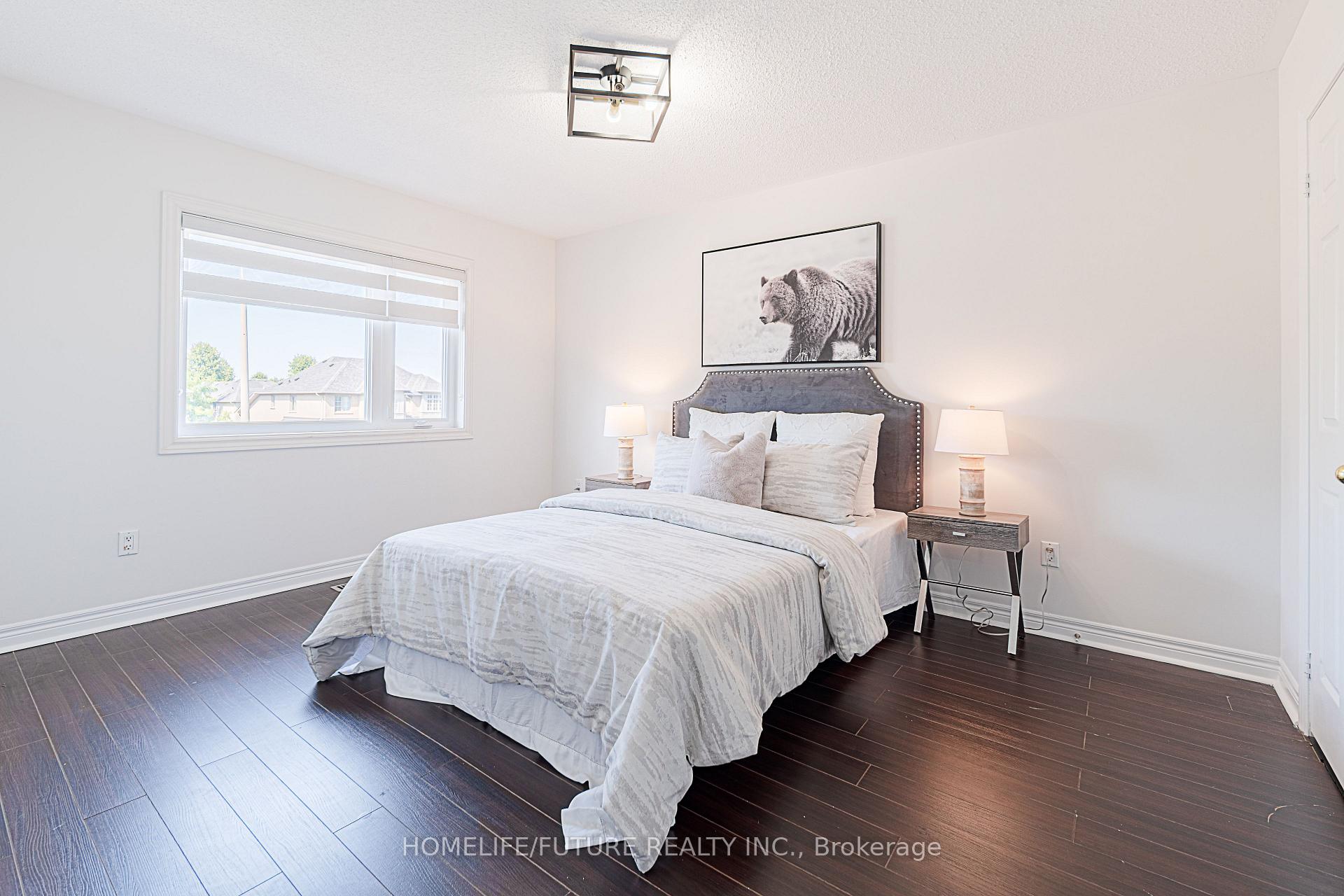 Photo 30 of 42 Boxwood Crescent, Markham, Rouge Fairways — HOMEH