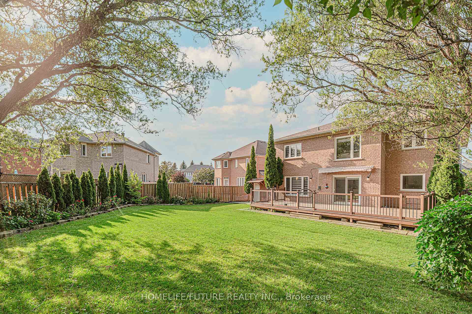Photo 48 of 42 Boxwood Crescent, Markham, Rouge Fairways — HOMEH