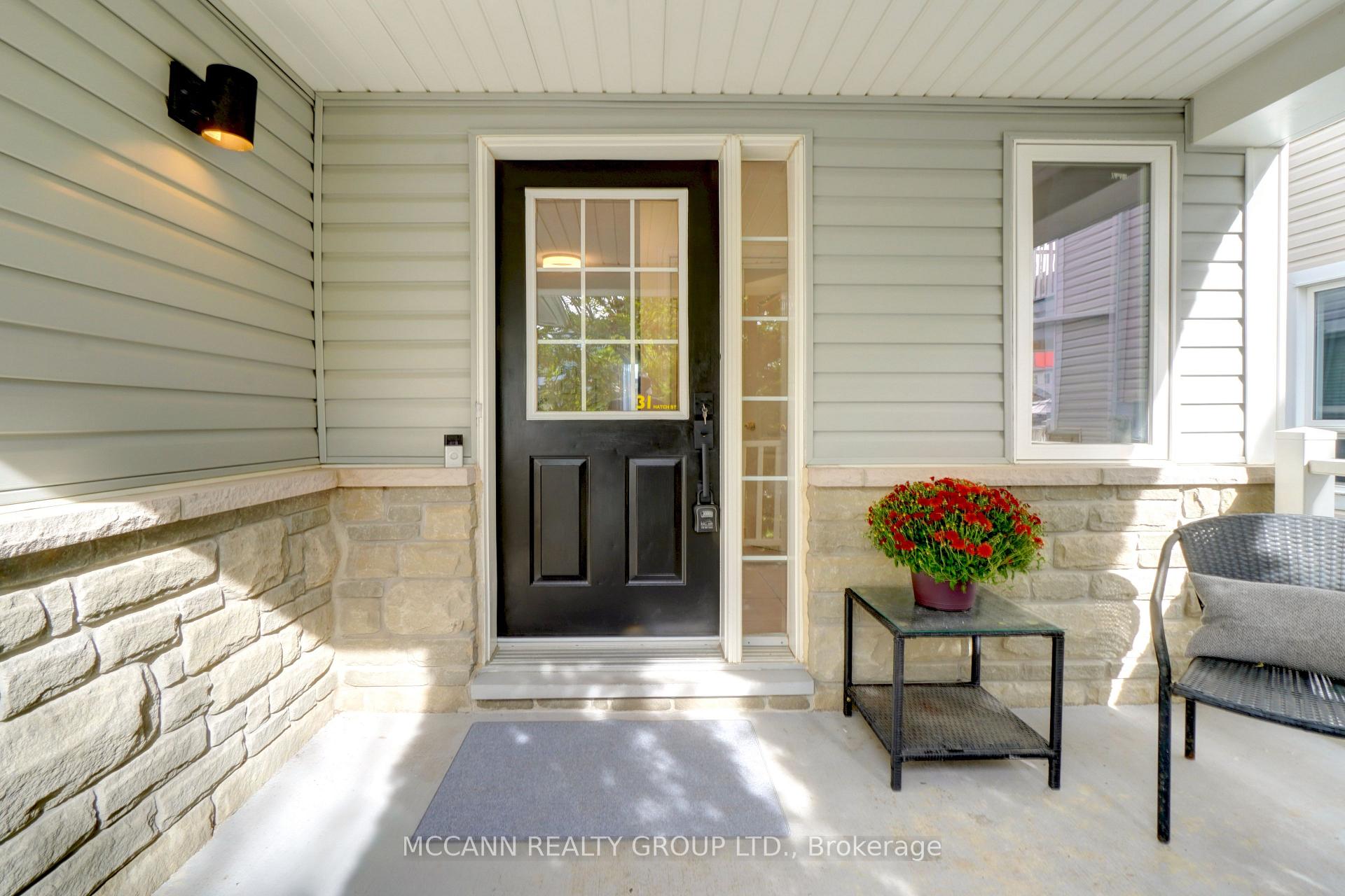 Photo 3 of 31 Hatch Street, Whitby, Brooklin — HOMEH