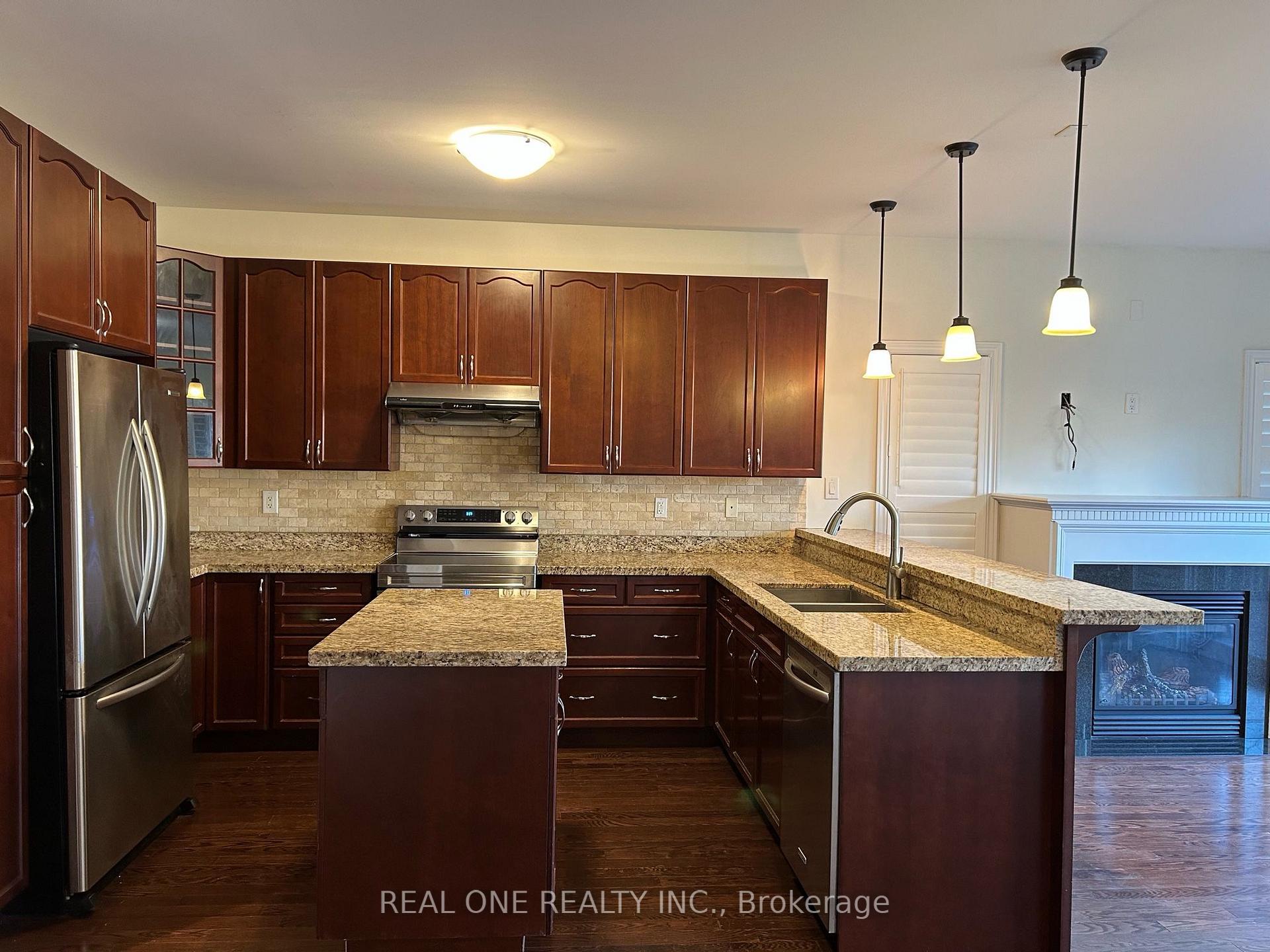 Photo 4 of 2429 Presquile Drive, Oakville, Joshua Creek — HOMEH