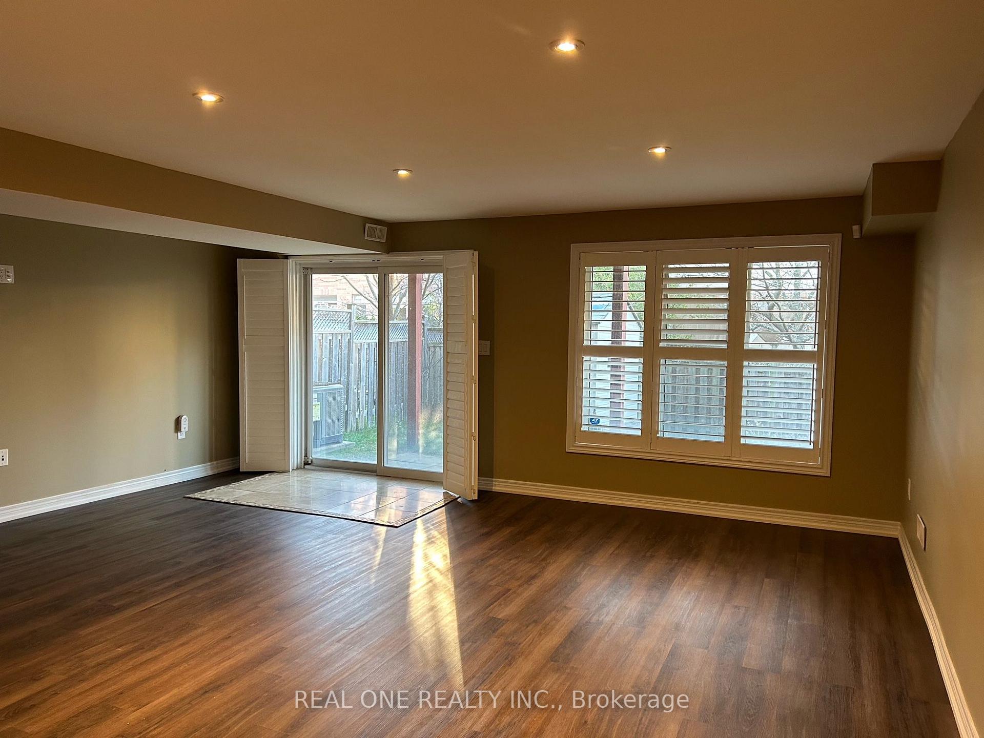 Photo 12 of 2429 Presquile Drive, Oakville, Joshua Creek — HOMEH