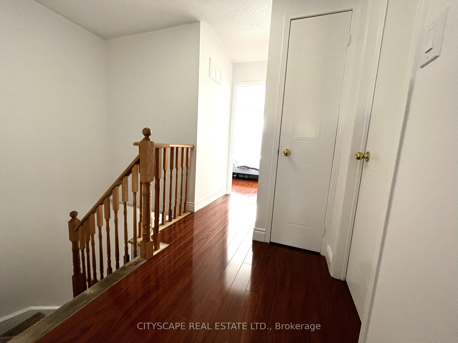 Photo 9 of Unit 33, 68 Gilgorm Road, Brampton, Brampton West — HOMEH