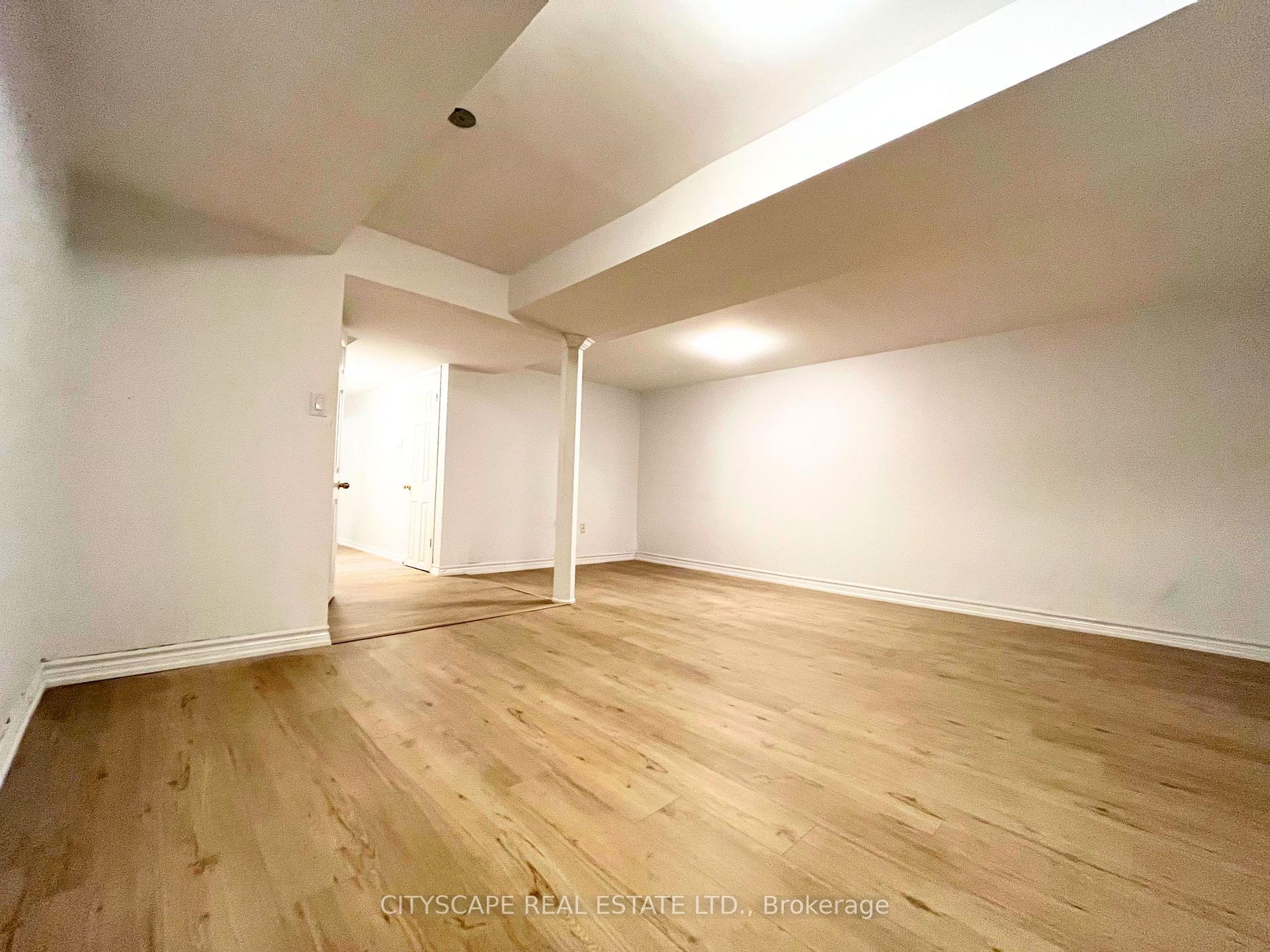 Photo 22 of Unit 33, 68 Gilgorm Road, Brampton, Brampton West — HOMEH
