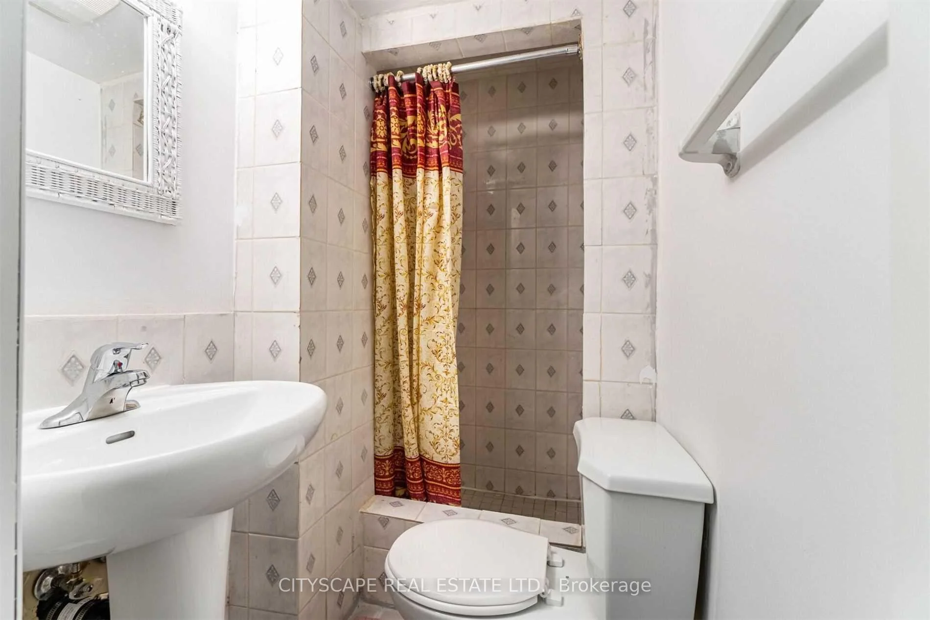 Photo 24 of Unit 33, 68 Gilgorm Road, Brampton, Brampton West — HOMEH