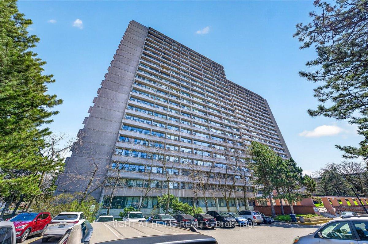 Photo 2 of Unit 708, 100 Leeward Glenway, Toronto, Flemingdon Park — HOMEH