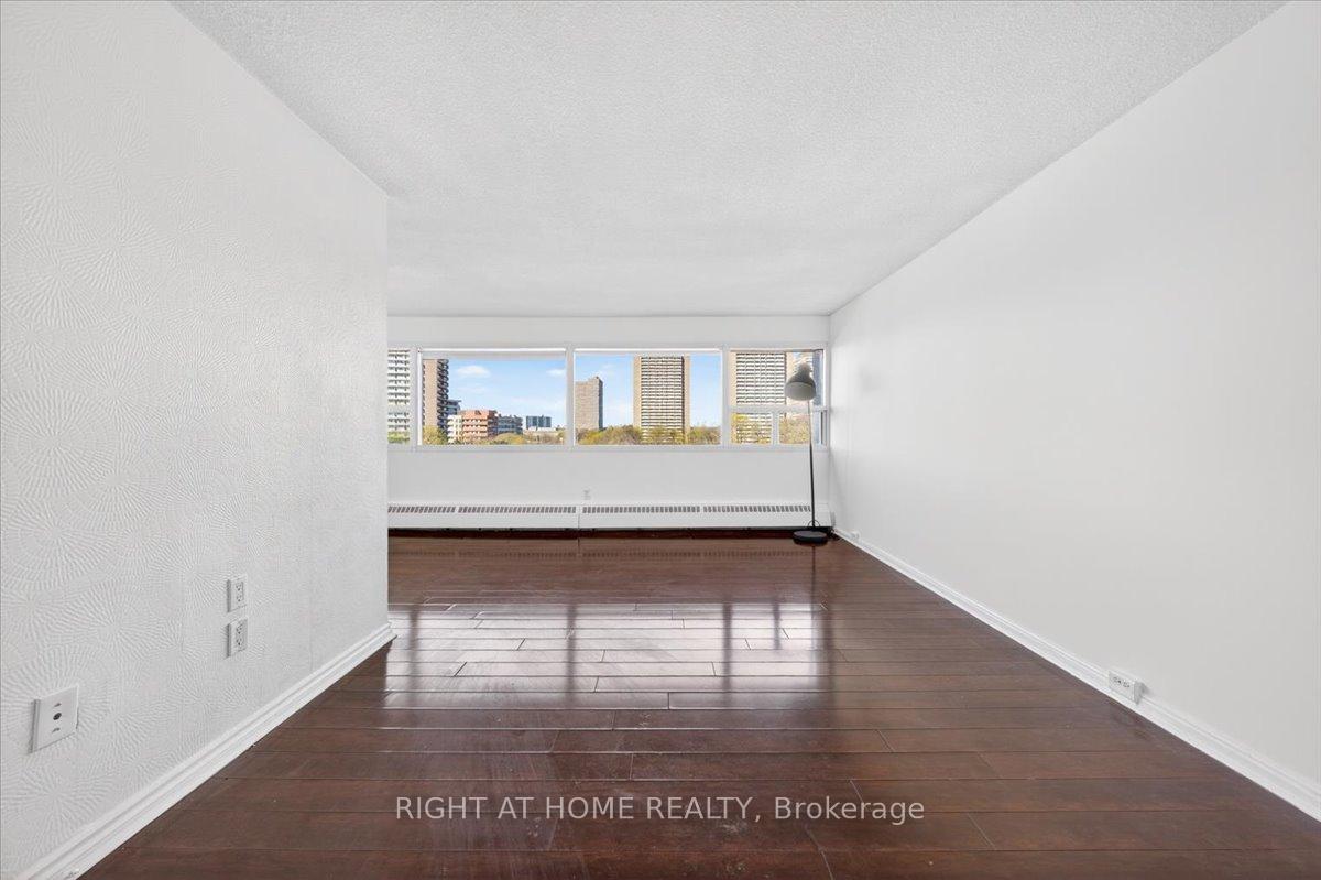 Photo 9 of Unit 708, 100 Leeward Glenway, Toronto, Flemingdon Park — HOMEH