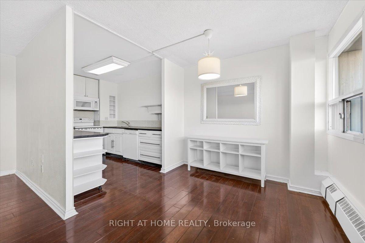 Photo 11 of Unit 708, 100 Leeward Glenway, Toronto, Flemingdon Park — HOMEH