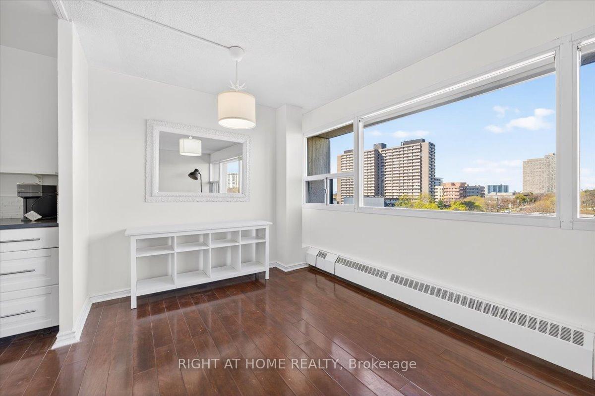 Photo 12 of Unit 708, 100 Leeward Glenway, Toronto, Flemingdon Park — HOMEH