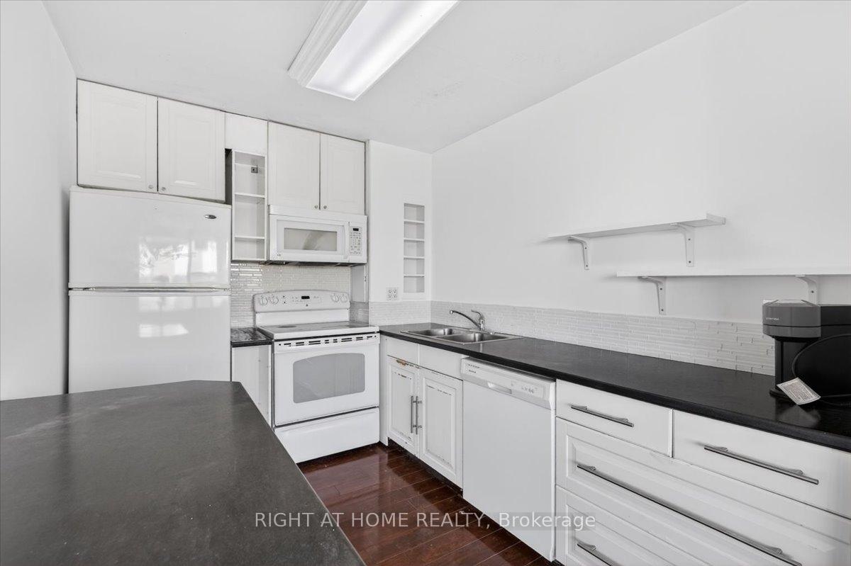 Photo 13 of Unit 708, 100 Leeward Glenway, Toronto, Flemingdon Park — HOMEH